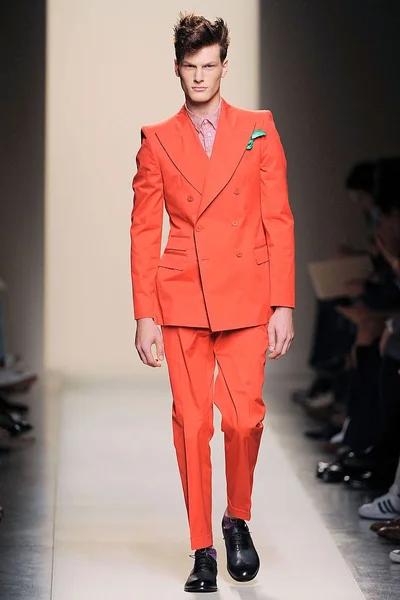 Look 22
